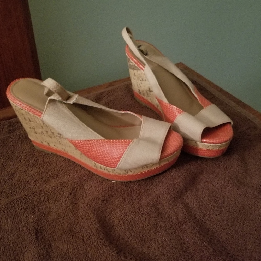 Nice Wedge Sandal